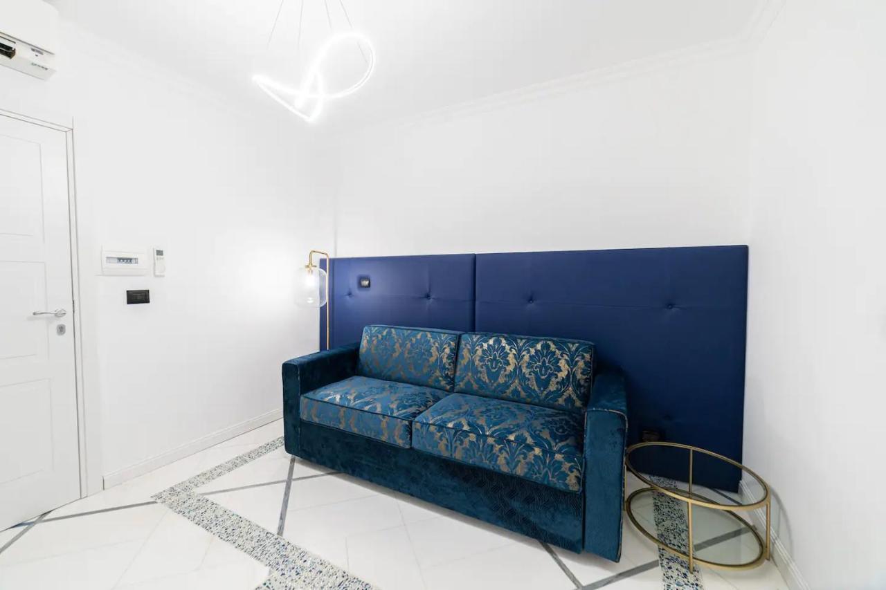 Apartments Hotel Real Suite Napoli Chiaia Mergellina Экстерьер фото